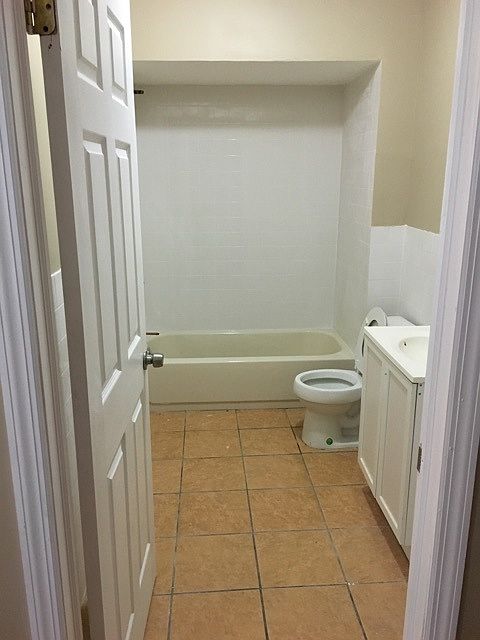 2nd image of 541 E Jersey St