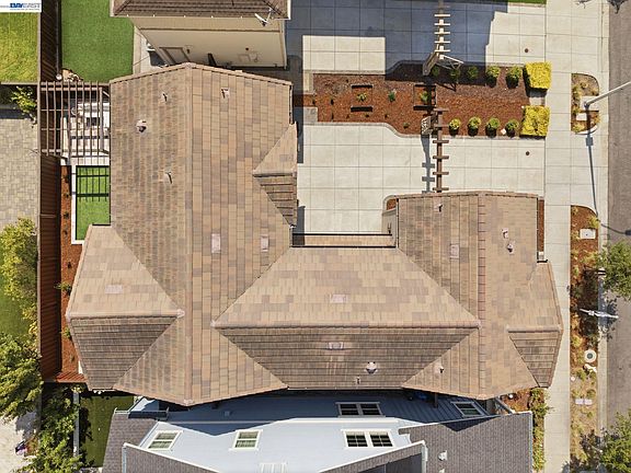 5th image of 34044 Stirrup Way