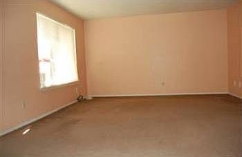 5th image of 5814 Shadow Creek Dr APT 3