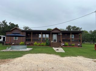 1385 Bego Rd, Goliad, TX 77963