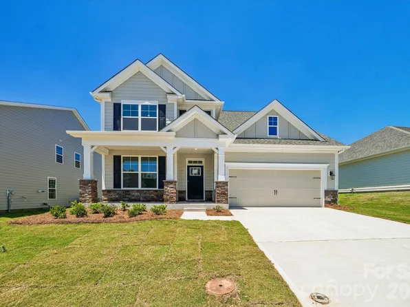 7165 Sylvan Retreat Dr, Denver, NC 28037