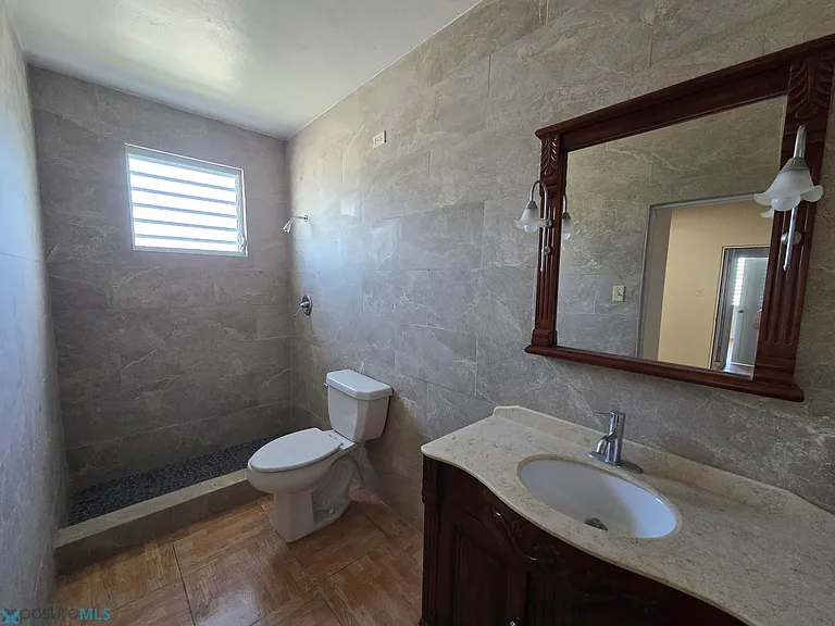128 Calle Providencia Reparto Lopez #2B — Photo 11
