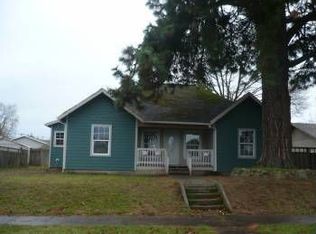 207 Swiegle Ave, Molalla, OR 97038
