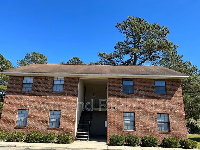 1425B Ireland Dr — Photo 13