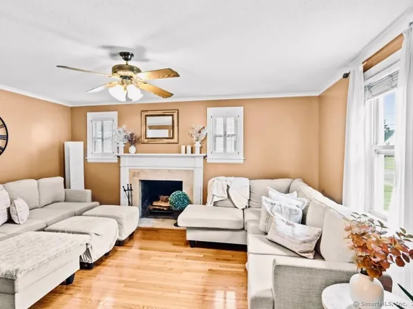 66 Wright Road, Wethersfield, CT 06109