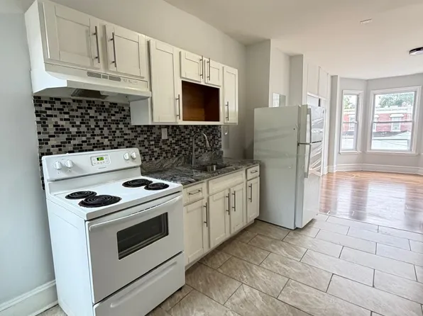 1238 N 55th St #2, Philadelphia, PA 19131