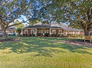 1100 Dawnwood Dr, Orange, TX 77632