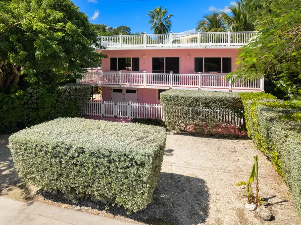 192 E Ridge Rd, Plantation Key, FL 33036