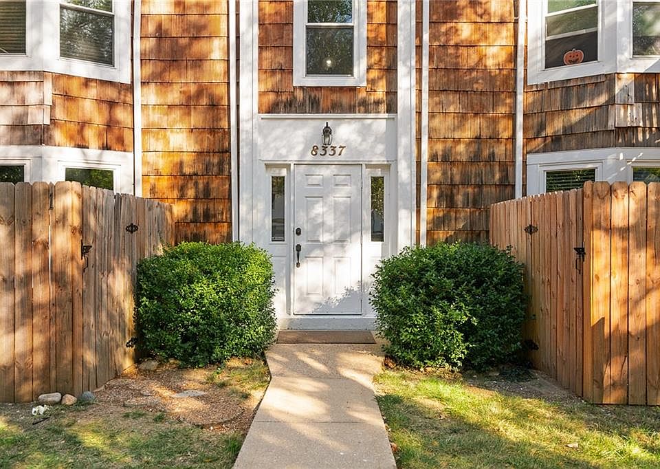 1st image of 8337 Lowell Ave APT 2