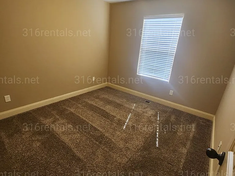 5645 N Lycee Ct — Photo 9