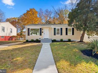 5509 Duchaine Dr, Lanham, MD 20706