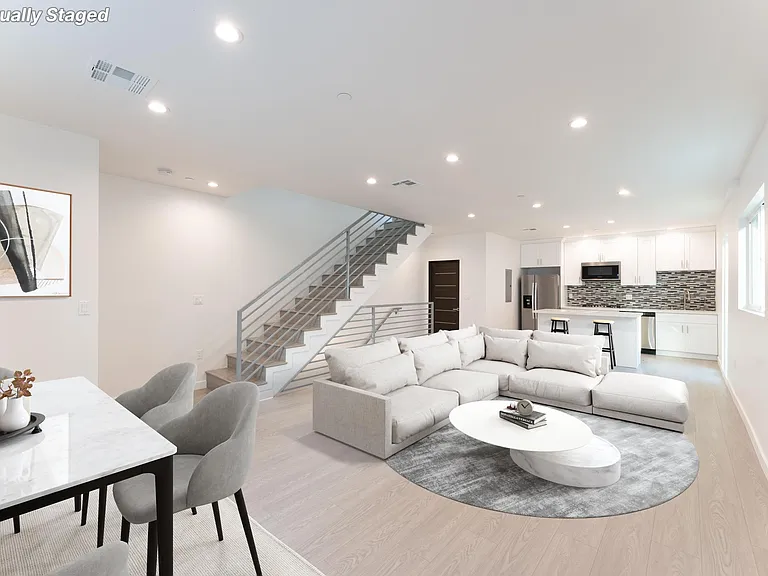6845 Haskell Ave #1 — Photo 7