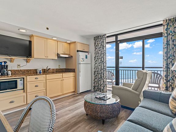 3rd image of 4800 S Ocean Blvd. #1011