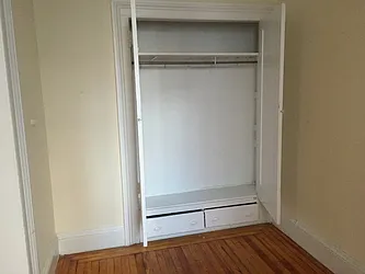 Rented by Salon Realty Corp