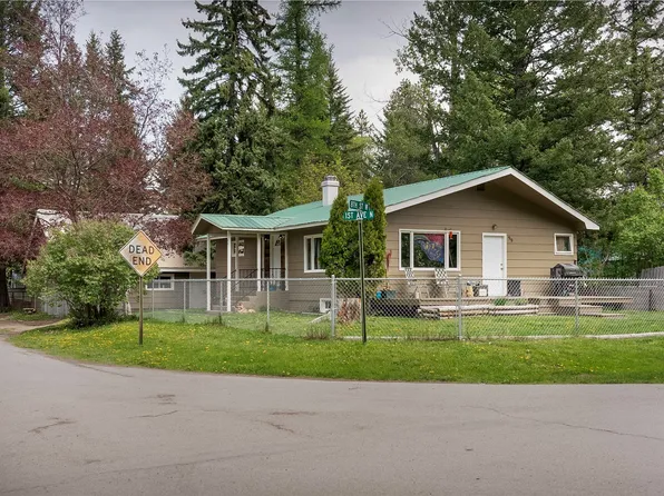 99 8th St W, Hungry Horse, MT 59919