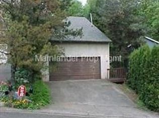 8 Saint Helens Cir, Lake Oswego, OR 97035