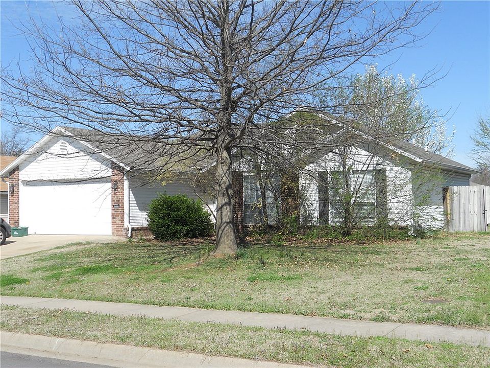 1st image of 1560 N Fieldstone Ave