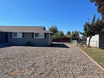 3rd image of 5452 Glenwood Dr