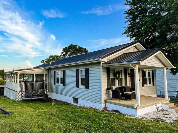118 McMullin Ave, Flemingsburg, KY 41041