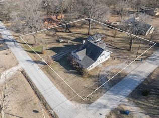 3611 W 4th St, Coffeyville, KS 67337