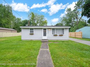 2314 Fielding Dr, Lansing, MI 48911