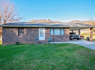 231 Carters Valley Gdns, Kingsport, TN 37660