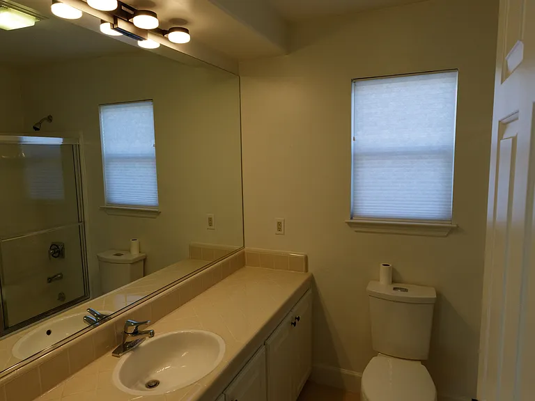 5070 Cochrane Ave — Photo 27