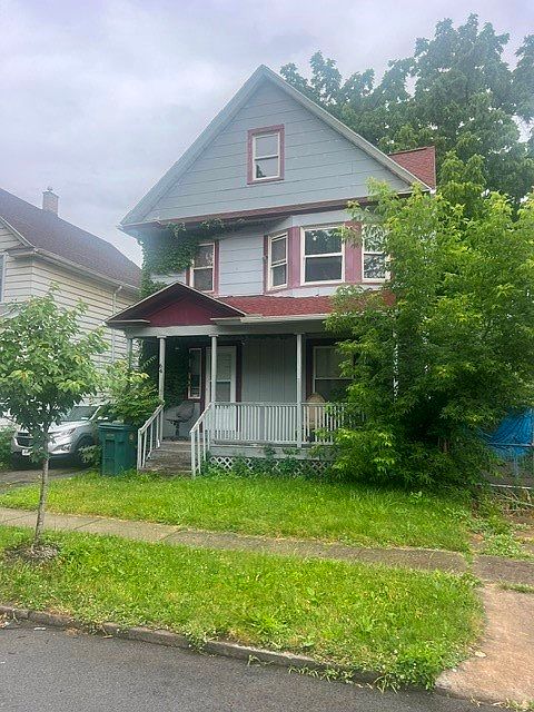 1st image of 64 Roycroft Dr