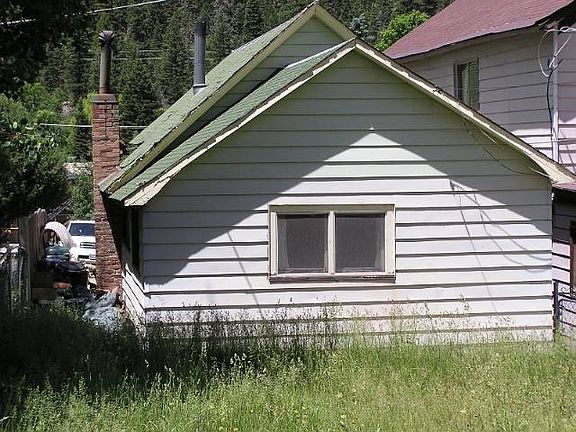 2nd image of 611 N 2nd St