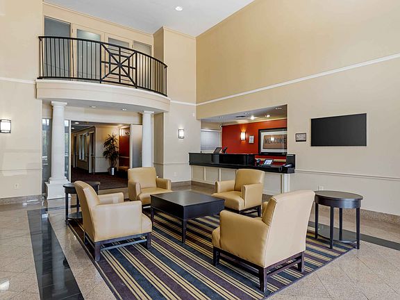 Lobby and Guest Check-in