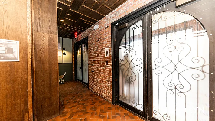 Rented by Nooklyn NYC LLC | media 55