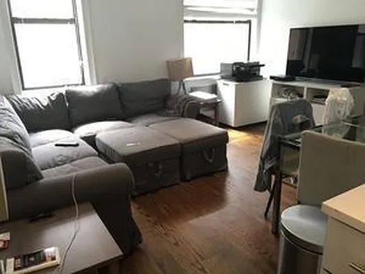 Rented by Compass | media 14