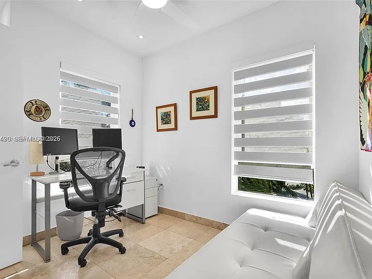 200 Washington Ave #15 — Photo 11