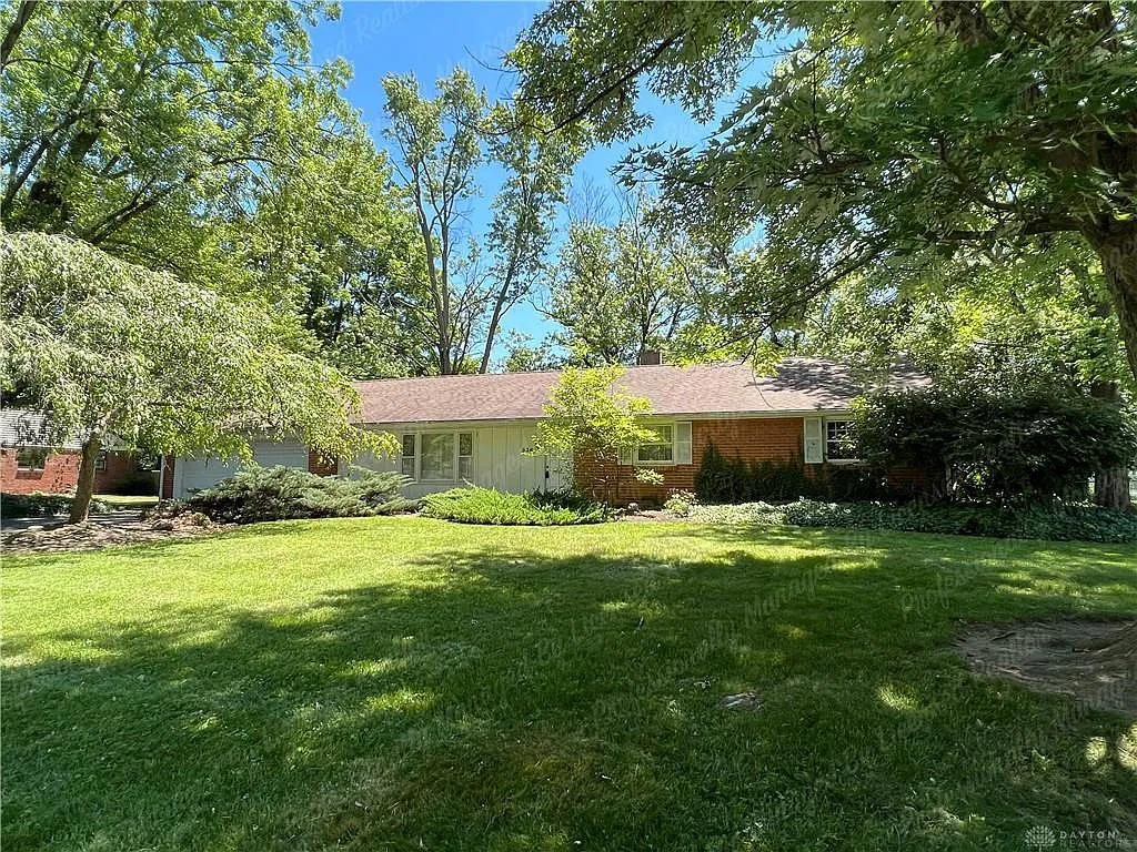 3 bed, 2.0 bath, 1660 sqft, $1,950 — Photo 2