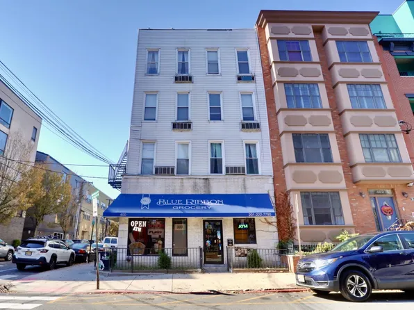 400 Jefferson Street image 9 of 12