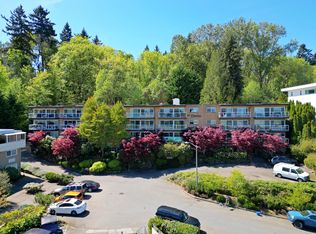 2811 75th Pl SE #405, Mercer Island, WA 98040