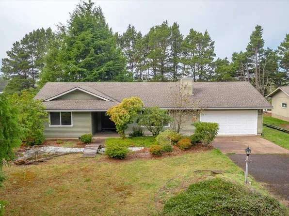2520 S Crestline Dr, Waldport, OR 97394