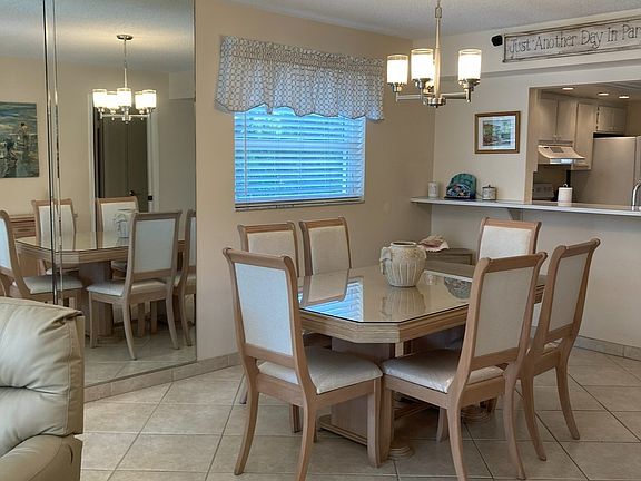 3rd image of 3150 Binnacle Dr APT 215