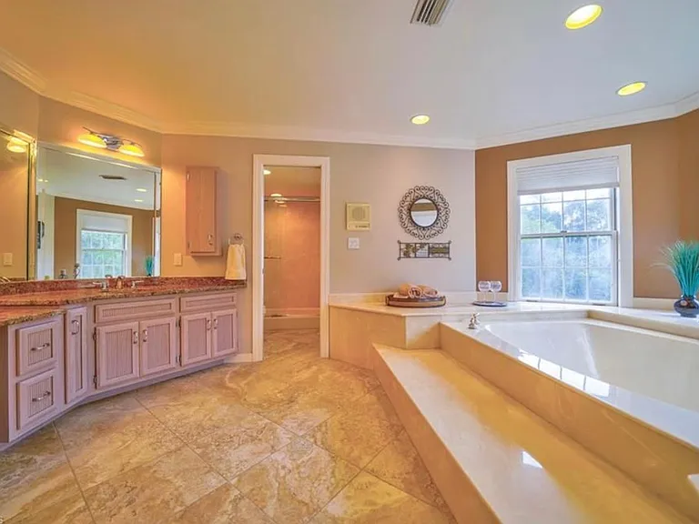 5810 Briarcliff Rd — Photo 16