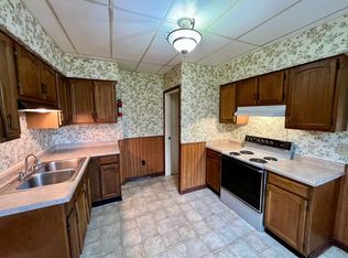 106 E 4th St, Merrill, WI 54452