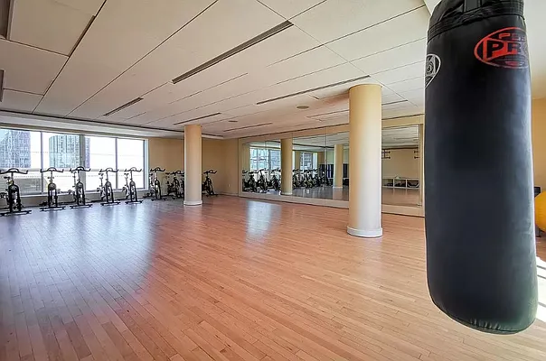 Rented by Lin Pan Realty Group LLC | media 27