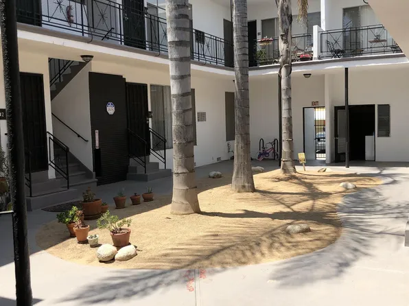 5309 Agnes Ave, Valley Village, CA