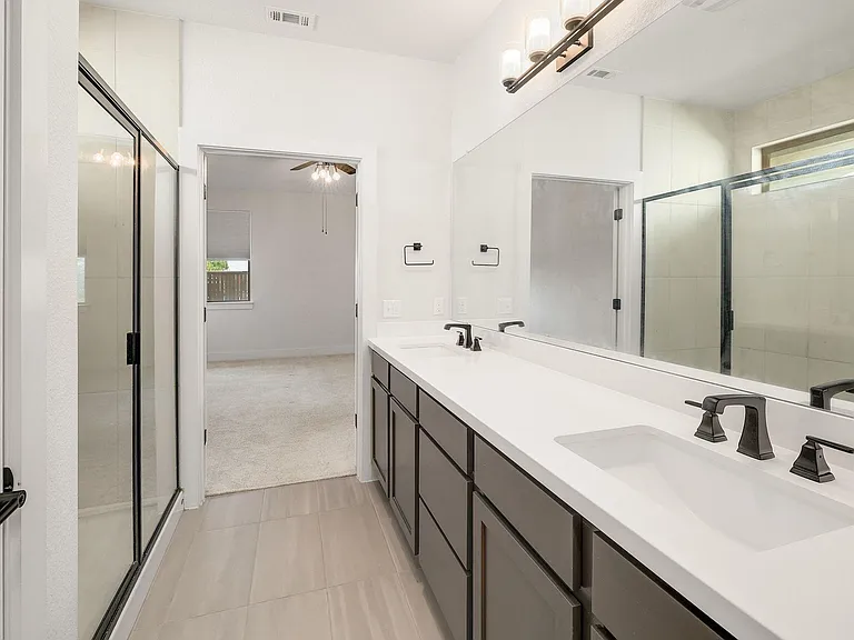 6111 Dumfries Ln — Photo 16