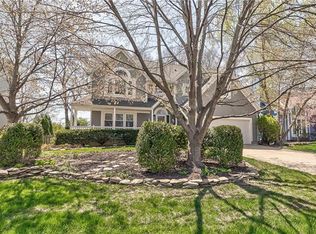 10417 W 131st St, Overland Park, KS 66213