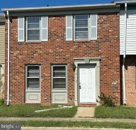 1st image of 1613 Meadow Dr