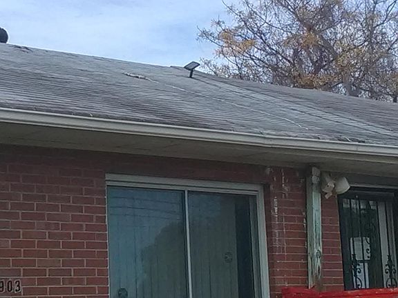 3rd image of 903 Tazewell St