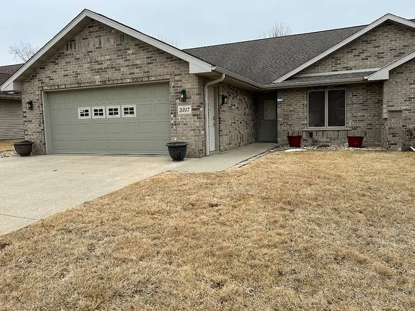 2317 Matthew John Dr, Dubuque, IA 52002