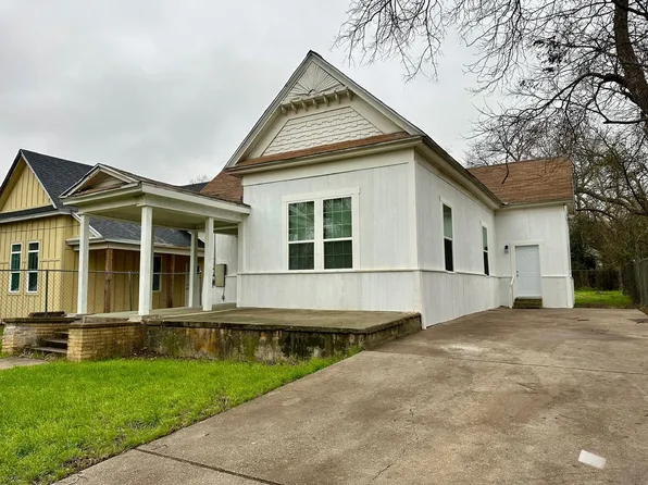 1110 N 11th St, Waco, TX 76707