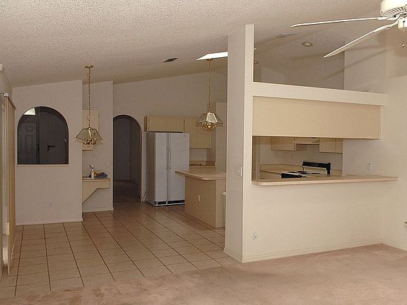 Kitchen dinning area 