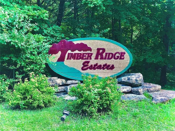 2275 Timber Valley Dr, Pacific, MO 63069